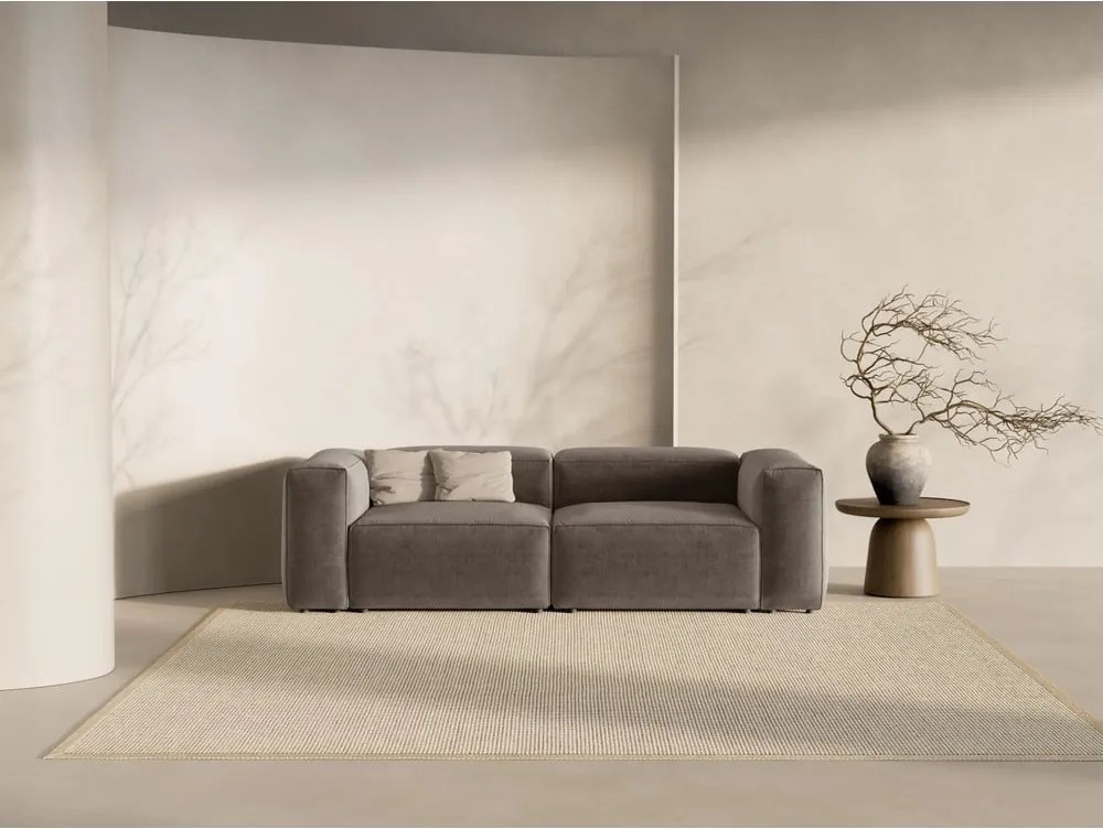 Canapea maro 264 cm Bergamo – Cosmopolitan Design