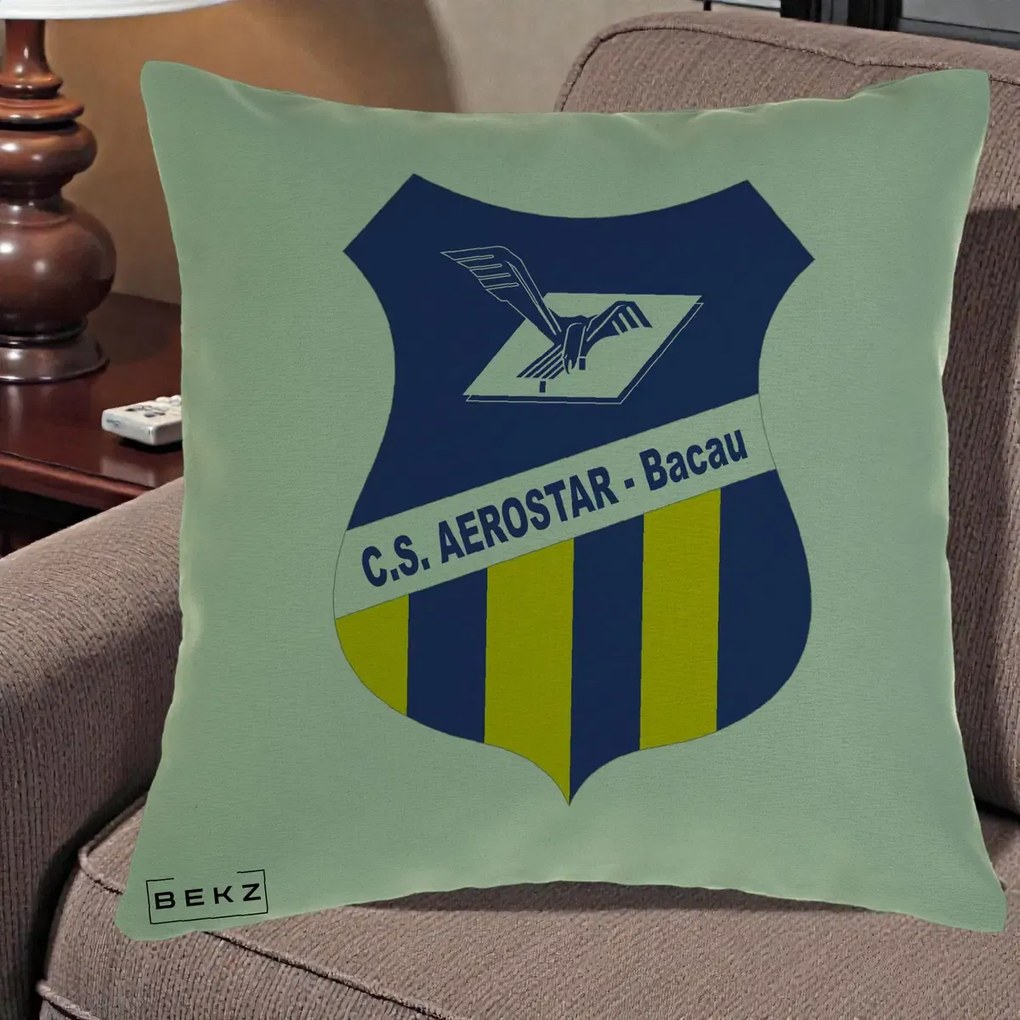 Perna Personalizata CS Aerostar Bacau Fotbal, 40x40 cm, Verde, Husa Detasabila, Perna Inclusa, BEKZ®