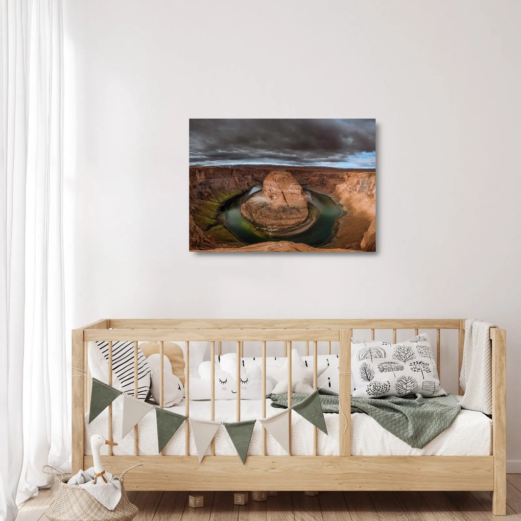 Tablou pe sticlă cu lac în stânci (70x50 cm)