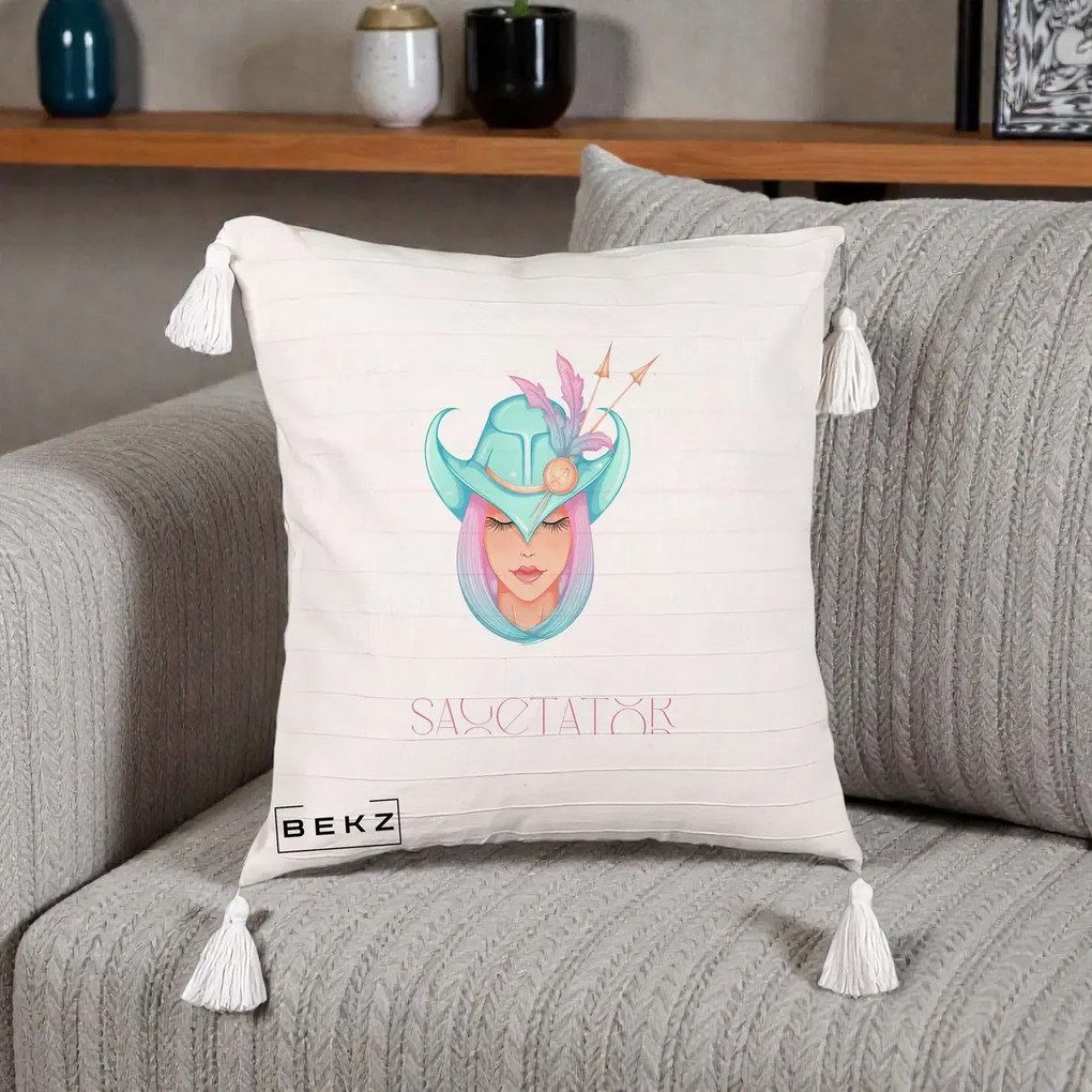 Perna Personalizata Zodiac Sagetator Cowgirl, 40x40 cm, Bej cu Franjuri, Husa Detasabila, Perna Inclusa, BEKZ®