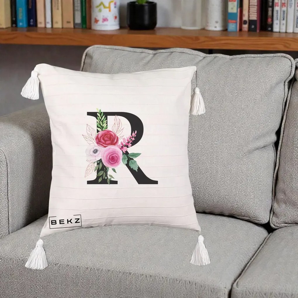 Cadou Personalizat - Perna Personalizata Monograma Florala Litera R, 40x40 cm, Bej cu Franjuri, Husa Detasabila, Perna Inclusa, BEKZ®