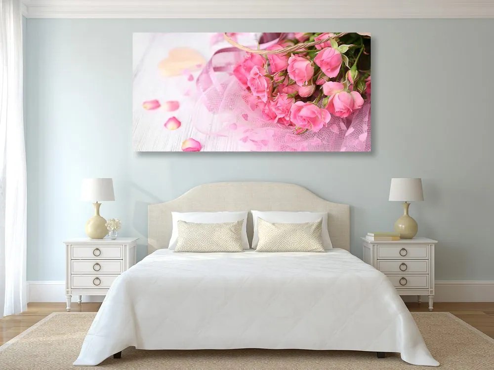 Tablou buchet romantic de trandafiri roz