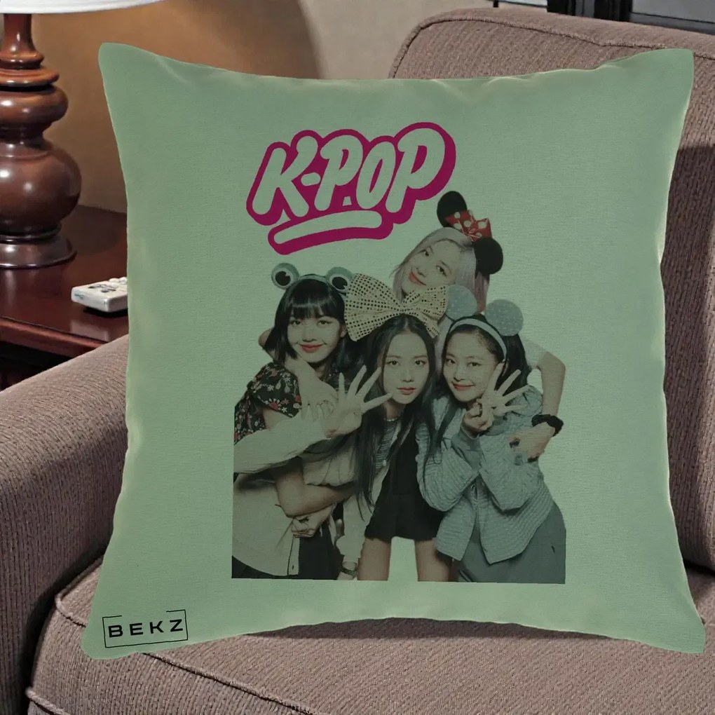Perna Personalizata BLACKPINK K-Pop Grup Pozitii Amuzante, 40x40 cm, Verde, Husa Detasabila, Perna Inclusa, BEKZ®