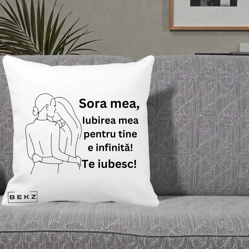 Cadou pentru Sora - Perna Personalizata Sora Mea Te Iubesc Imbratisare din Spate Line Art, 40x40 cm, Alba Mata, Husa Detasabila, Perna Inclusa, BEKZ®