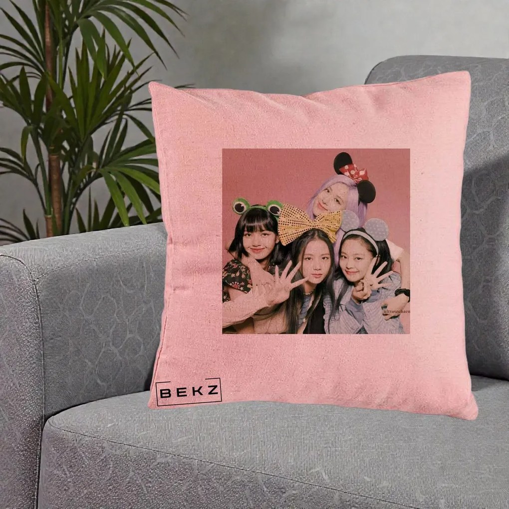 Perna Personalizata K-pop BLACKPINK Accesorii Haioase, 40x40 cm, Roz, Husa Detasabila, Perna Inclusa, BEKZ®