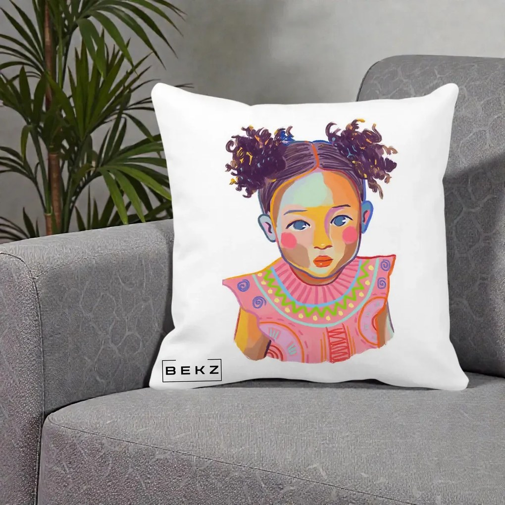 Perna Decorativa Fetita Vesela Portret Colorat, 40x40 cm, Alba Mata, Husa Detasabila, Perna Inclusa, BEKZ®