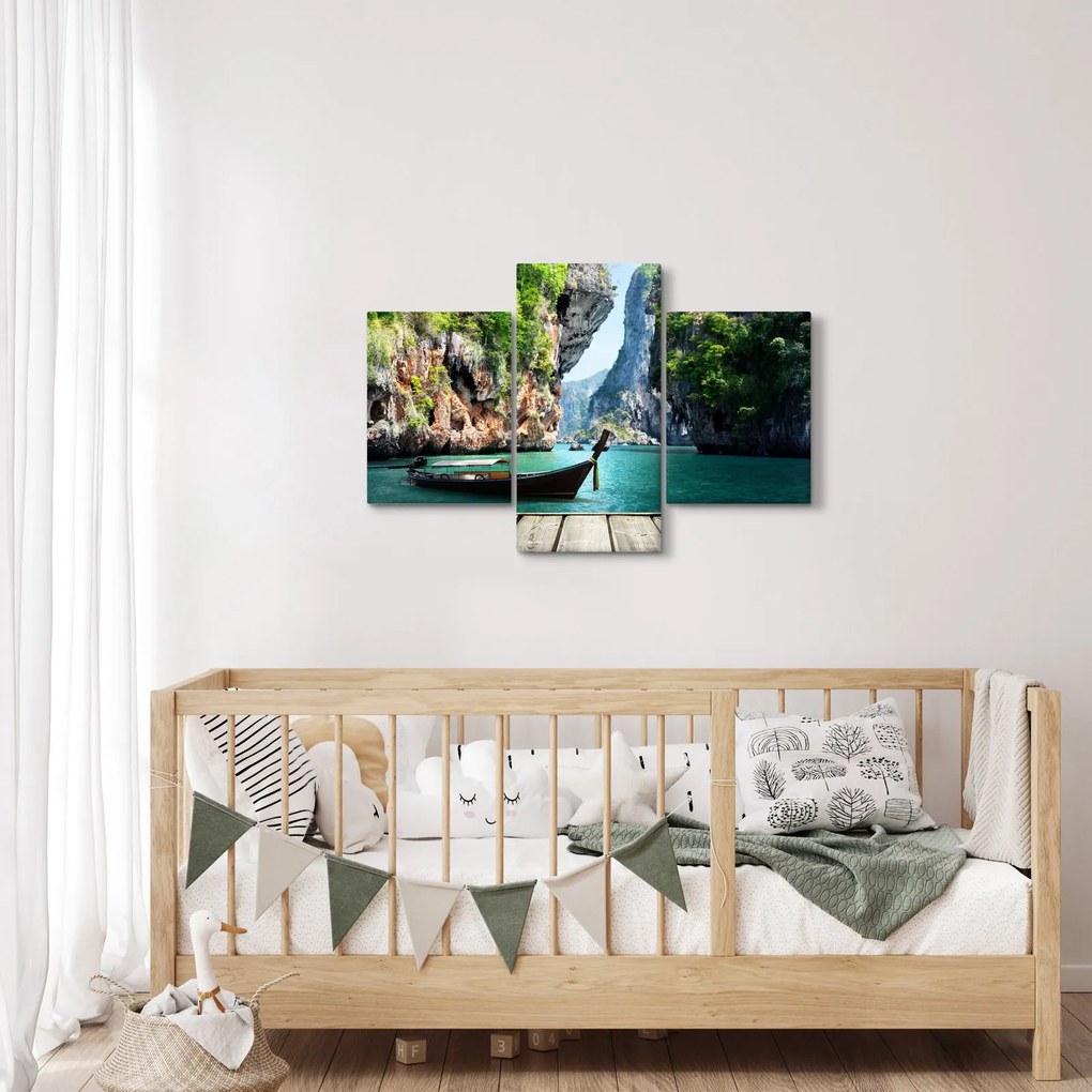 Tablou - Apă peisaj mediteranean cu barca (90x60 cm)