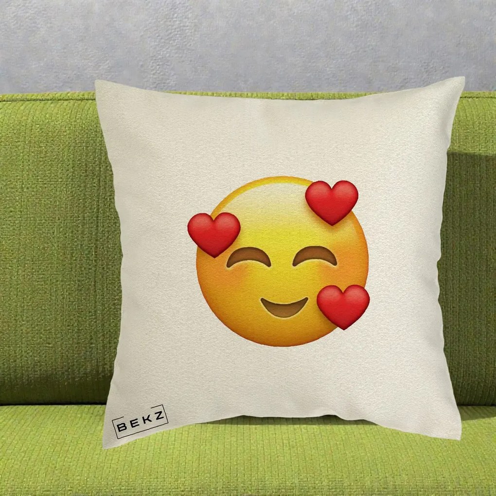 Perna Decorativa Emoji cu 3 Inimi, 40x40 cm, Ecru, Husa Detasabila, Perna Inclusa, BEKZ®