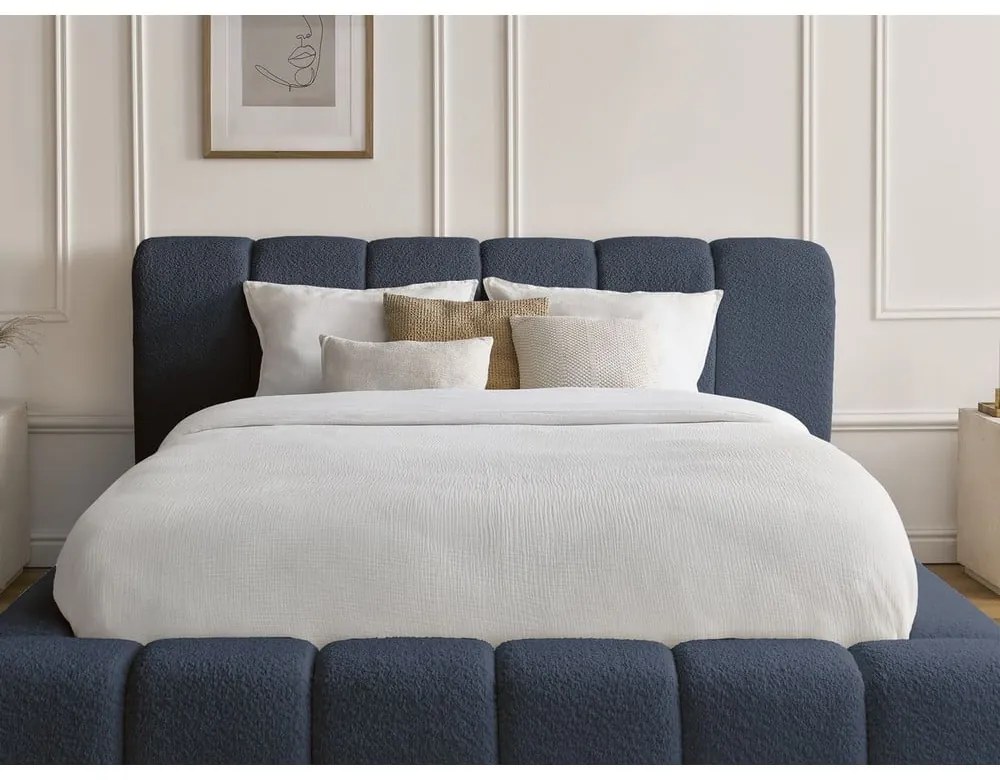 Pat matrimonial albastru închis tapițat cu spațiu de depozitare cu somieră 180x200 cm Denali – Bobochic Paris