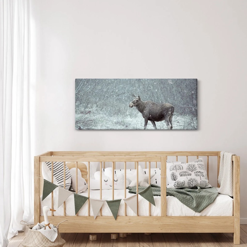 Tablou - Elan într-o pădure înzăpezită (120x50 cm)