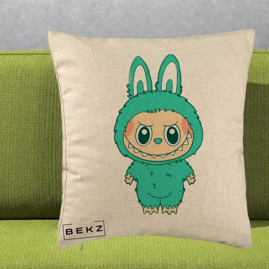 Perna Personalizata Labubu Turcoaz, 40x40 cm, Bej, Husa Detasabila, Perna Inclusa, BEKZ®