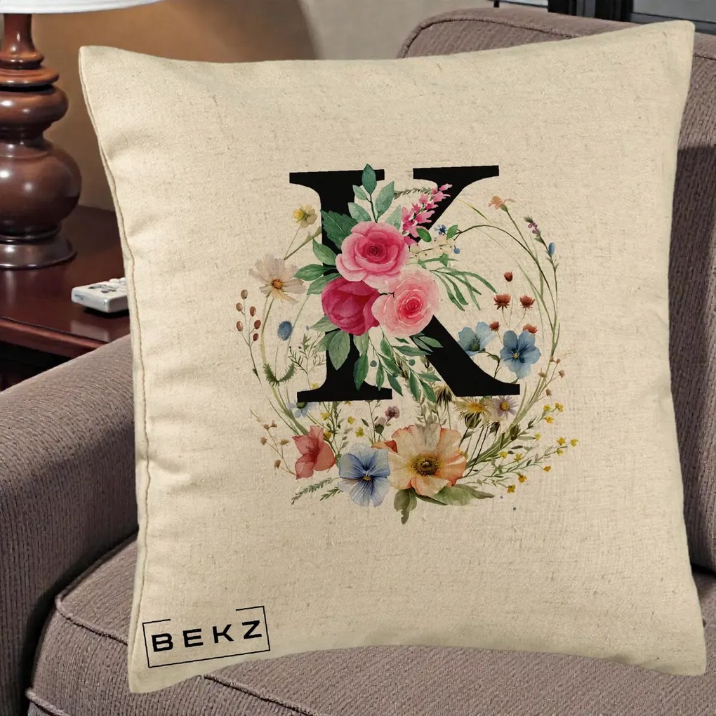 Cadou Personalizat - Perna Personalizata Monogram Litera K cu Flori Acuarela, 40x40 cm, Bej, Husa Detasabila, Perna Inclusa, BEKZ®