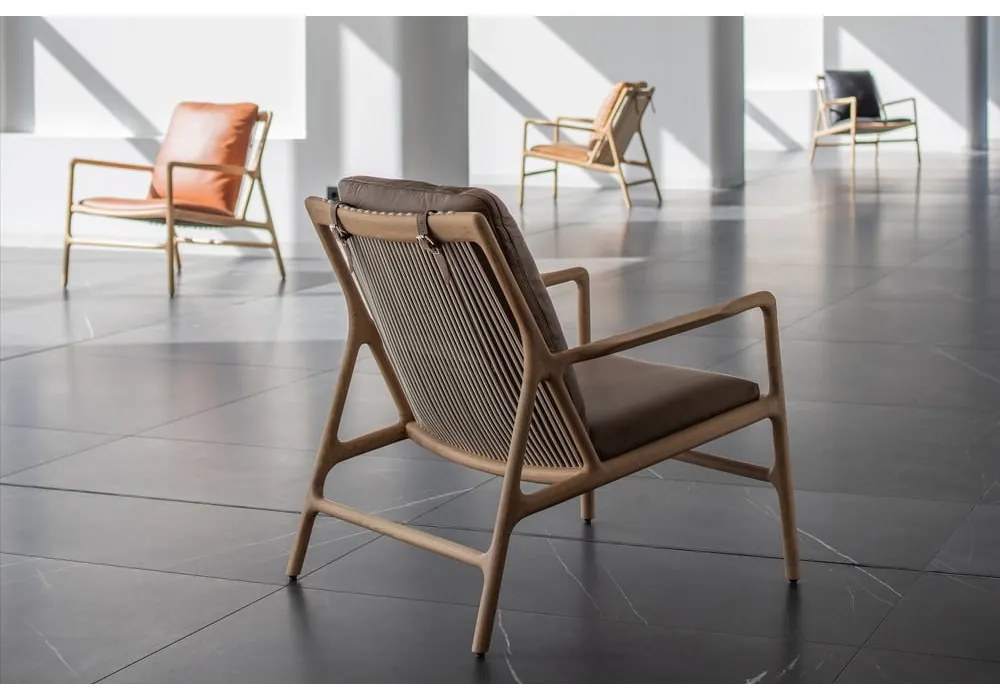 Fotoliu maro-natural cu tapițerie din piele Dedo – Gazzda