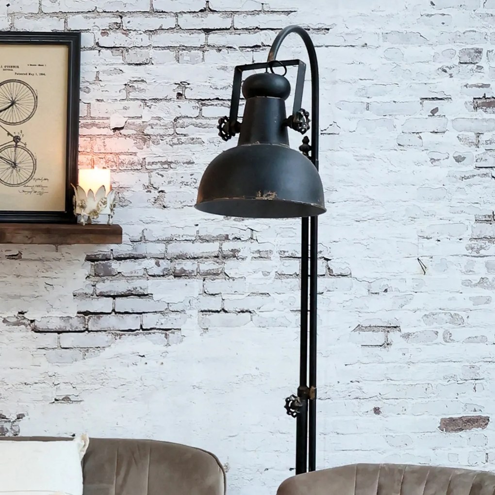 Lampadar negru din metal, handmade, Factory