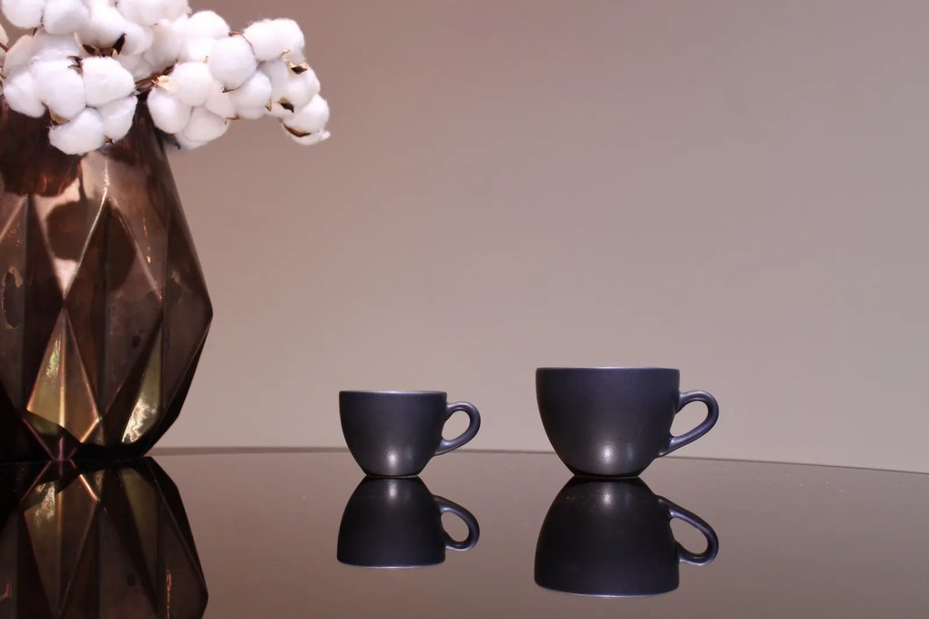 Set 200 Cesti + 200 Farfurii Cafea Vulcano (100 Cesca Espresso 70ml, 100 Ceasca Cappuccino 200ml, 200 Farfurii ) Negru Mat Carbon