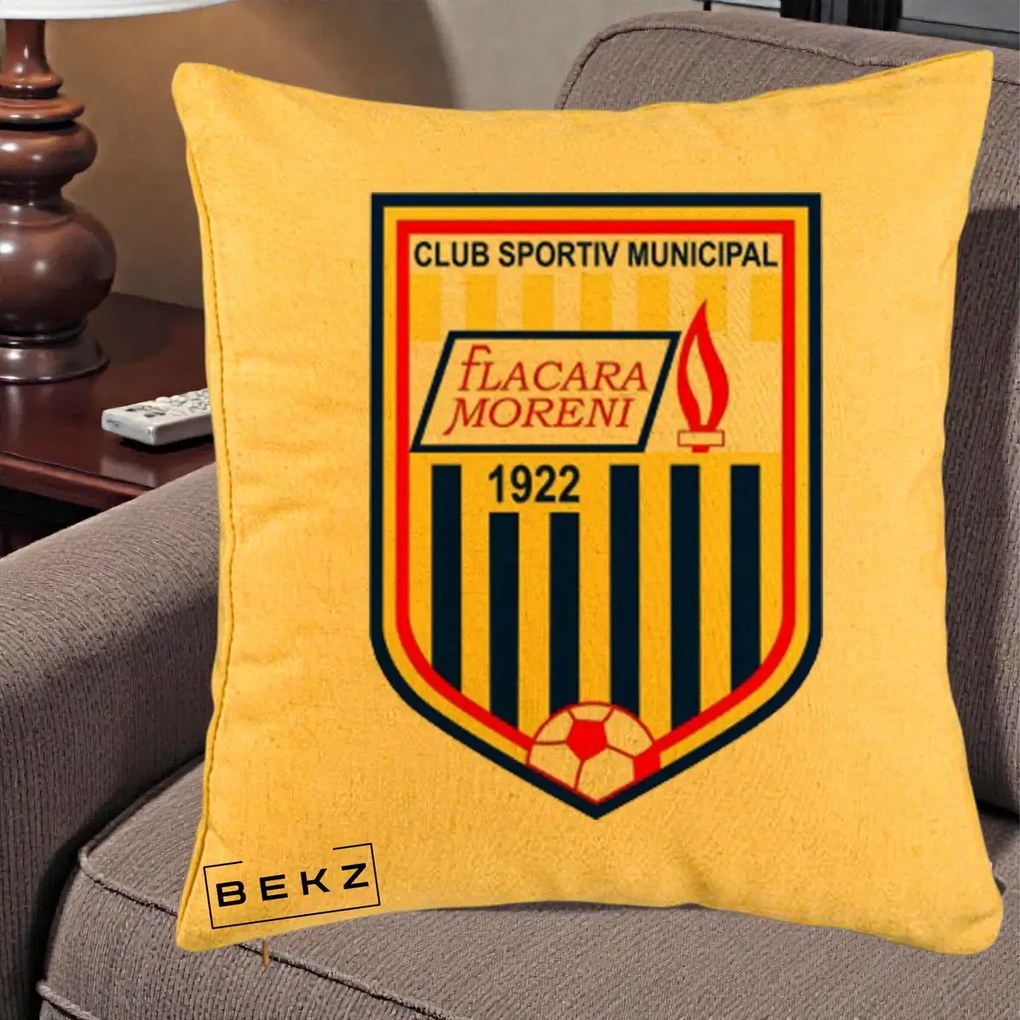 Perna Personalizata CSM Flacara Moreni 1922 Fotbal, 40x40 cm, Galben, Husa Detasabila, Perna Inclusa, BEKZ®