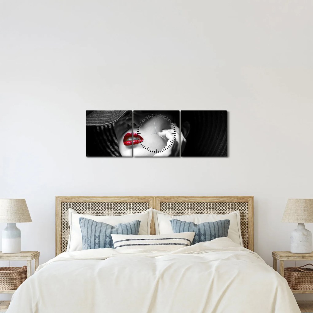 Tablou - Femeie cu pălărie (cu ceas) (90x30 cm)
