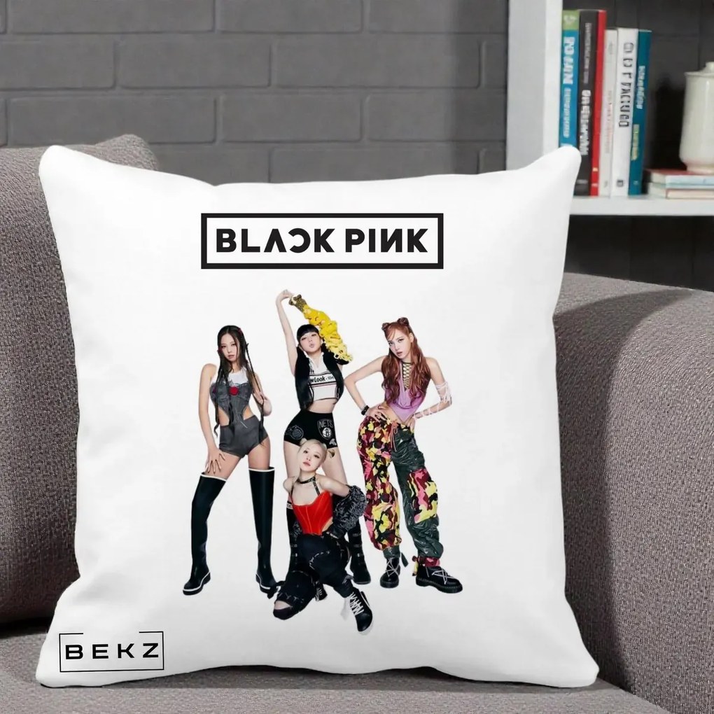 Perna Personalizata K-pop BLACKPINK Fotografie de Grup, 40x40 cm, Alba Mata, Husa Detasabila, Perna Inclusa, BEKZ®