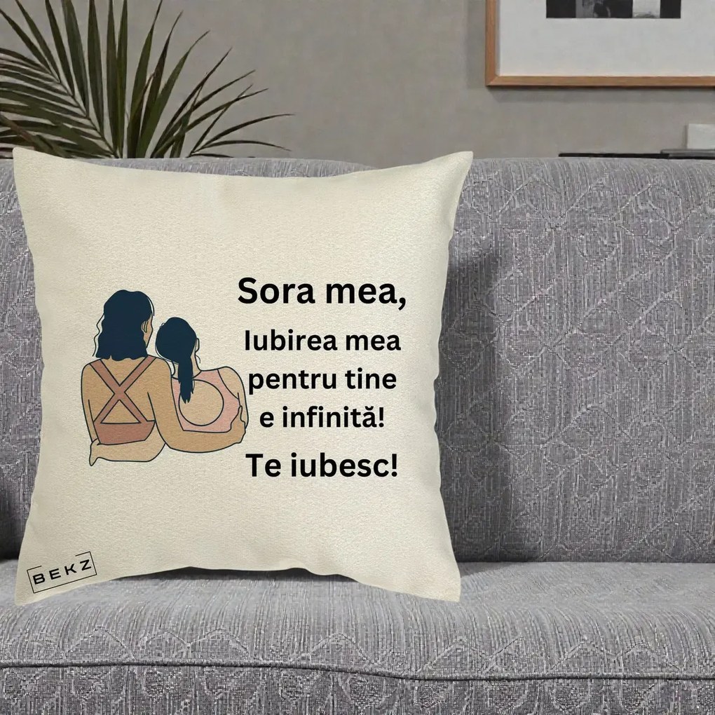 Cadou pentru Sora - Perna Personalizata Sora Mea Te Iubesc Doua Fete Fashioniste Line Art, 40x40 cm, Ecru, Husa Detasabila, Perna Inclusa, BEKZ®