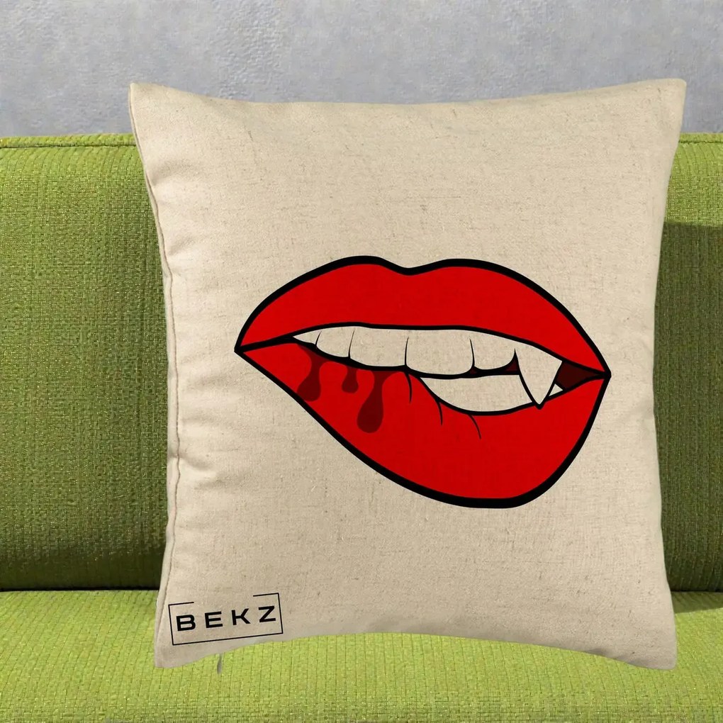 Perna Decorativa Vampire Lips Halloween, 40x40 cm, Bej, Husa Detasabila, Perna Inclusa, BEKZ®