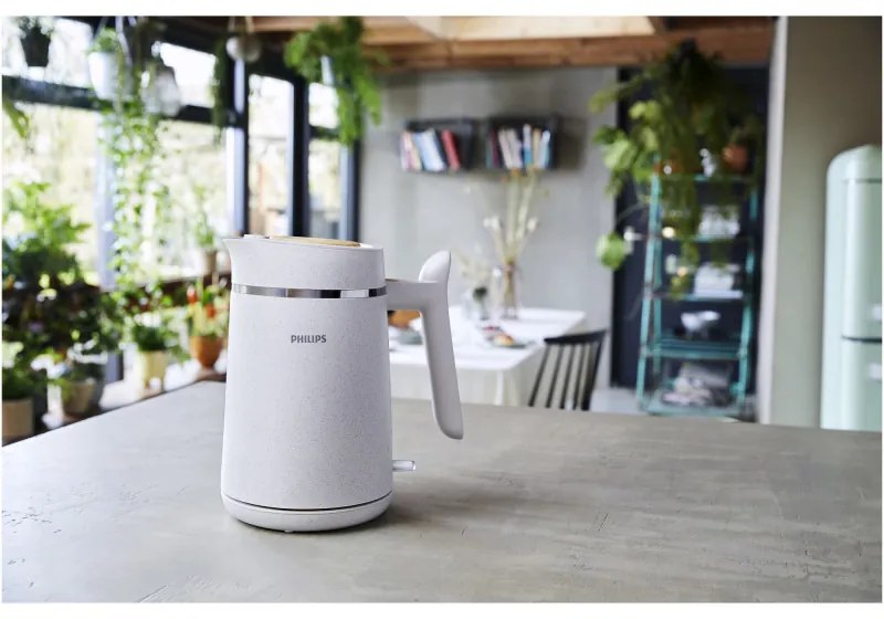 Fierbător electric Philips HD9365/10 Conscious collection, 2200 W, 1,7 l, Auto shut-off, Filtru anticalcar, Alb mat