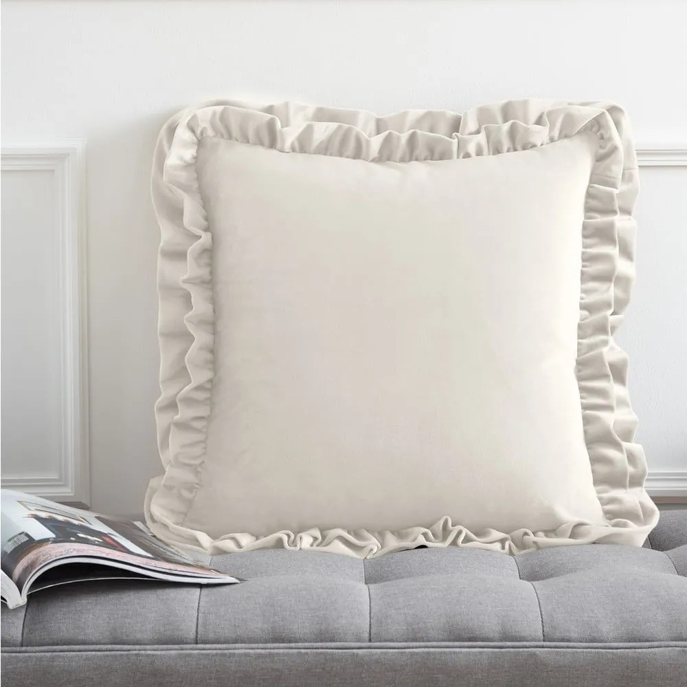 Pernă decorativă din catifea 43x43 cm Velvet Double Frill – Catherine Lansfield