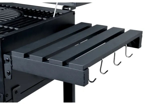 Grătar negru cu cărbuni