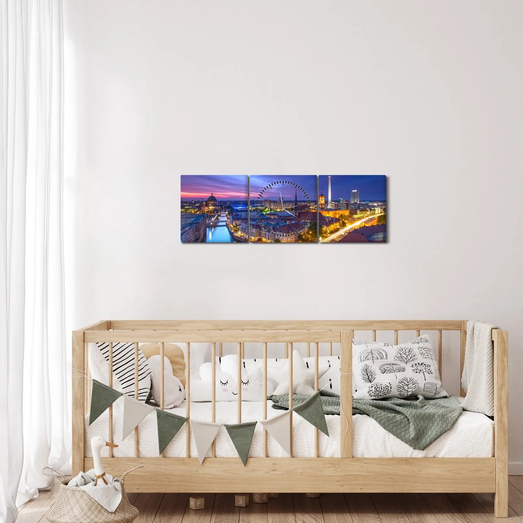 Tablou - Cerul albastru la Berlin (cu ceas) (90x30 cm)