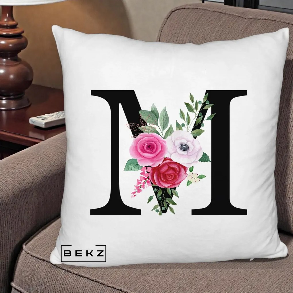 Cadou Personalizat - Perna Personalizata Monograma Florala Litera M cu Trandafiri si Anemona, 40x40 cm, Alb Pufos, Husa Detasabila, Perna Inclusa, BEKZ®