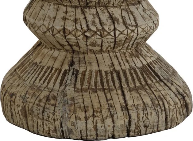 Măsuță laterală sculptată rotundă din lemn de tec, natur, cu bază în formă de clepsidră și decor geometric, 43 x 40 cm, „Karno”