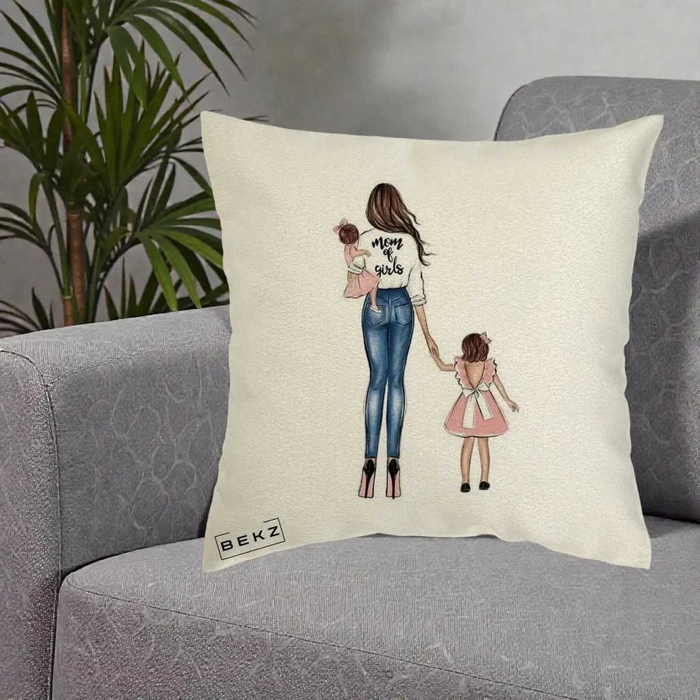 Cadou pentru Mama - Perna Personalizata Mom of Girls Mama cu Fetele, 40x40 cm, Ecru, Husa Detasabila, Perna Inclusa, BEKZ®