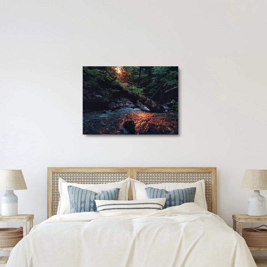 Tablou pe sticlă cu râu montan (70x50 cm)