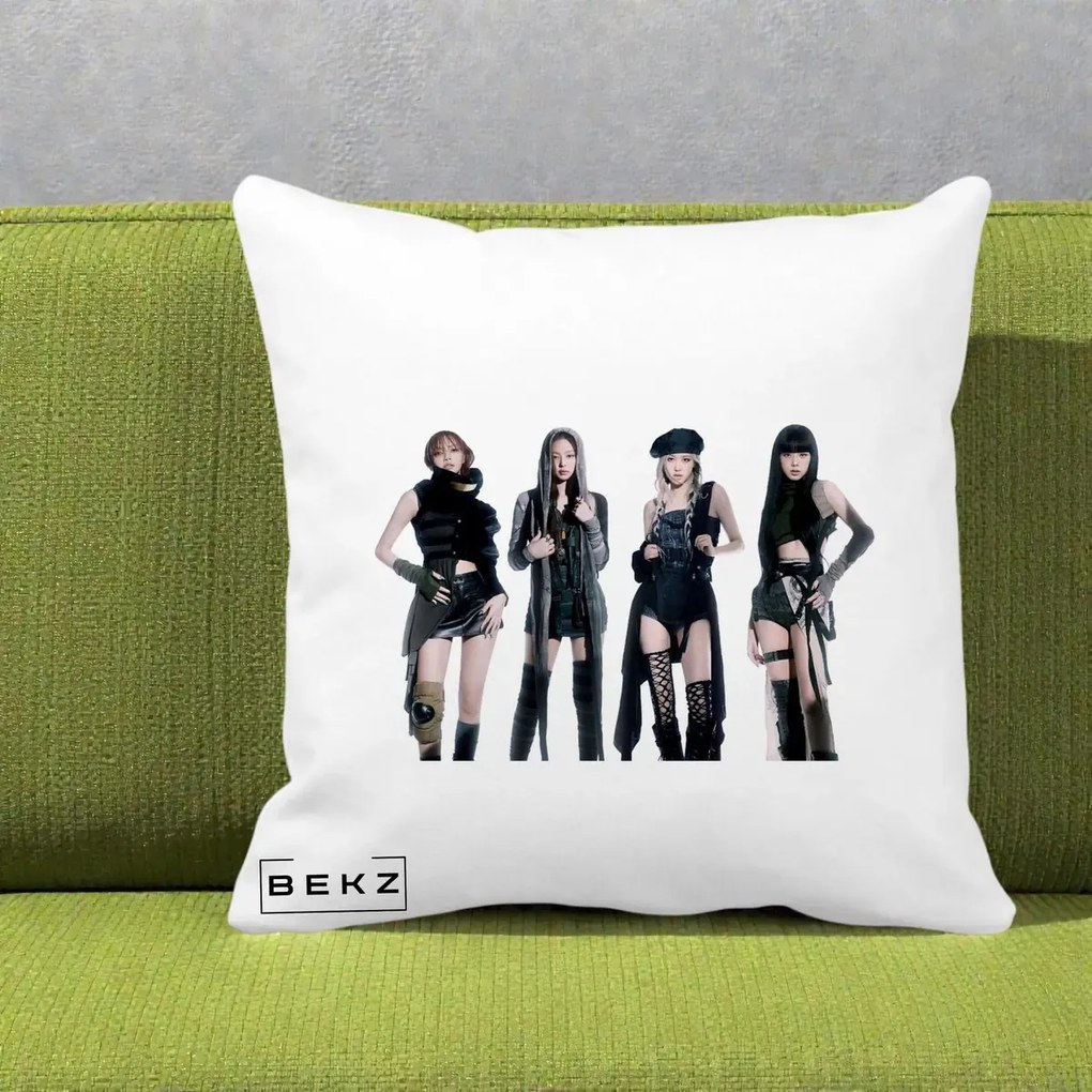 Perna Personalizata K-pop BLACKPINK Tinute Negre Elegante Grup, 40x40 cm, Alba Mata, Husa Detasabila, Perna Inclusa, BEKZ®