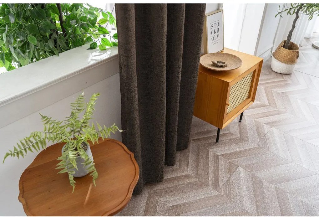 Draperie opaca LOOM VELVET 140x250 cm, maro Agatat: Inele metalice
