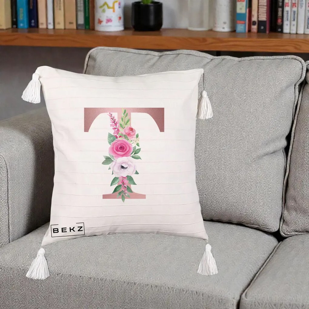Cadou Personalizat - Perna Personalizata Monograma Rose Gold Litera T, 40x40 cm, Bej cu Franjuri, Husa Detasabila, Perna Inclusa, BEKZ®
