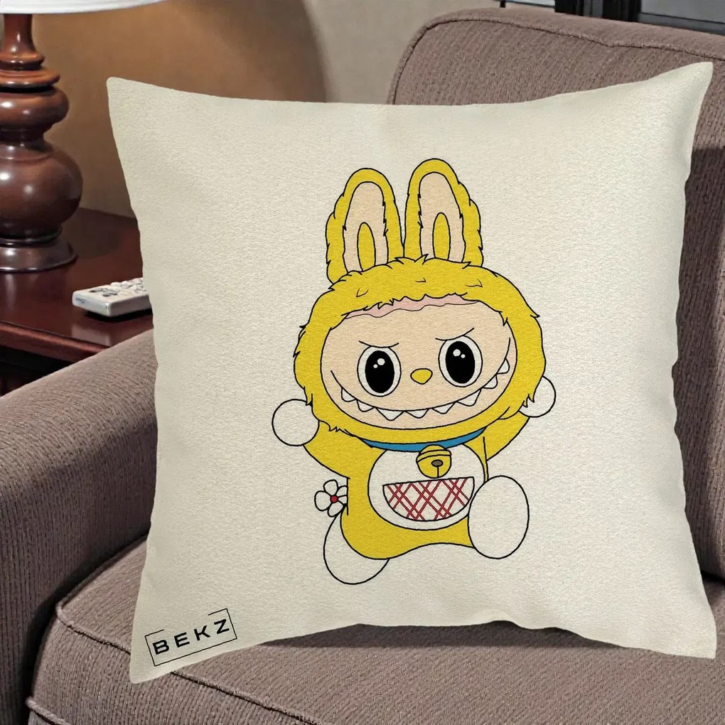 Perna Personalizata Labubu Galben Doraemon, 40x40 cm, Ecru, Husa Detasabila, Perna Inclusa, BEKZ®