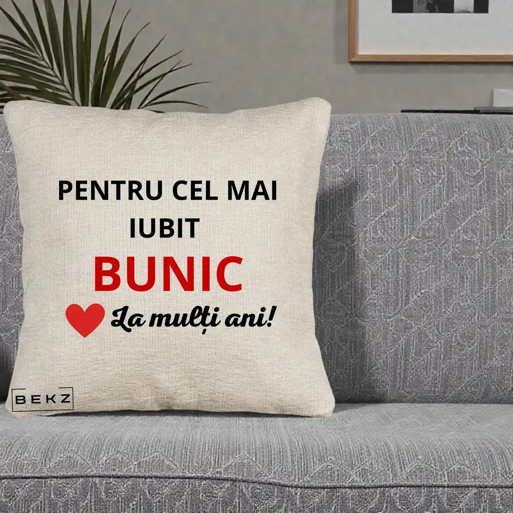 Cadou pentru Bunic - Perna Personalizata Pentru Cel Mai Iubit Bunic La Multi Ani Rosu, 40x40 cm, Bej Canapea, Husa Detasabila, Perna Inclusa, BEKZ®