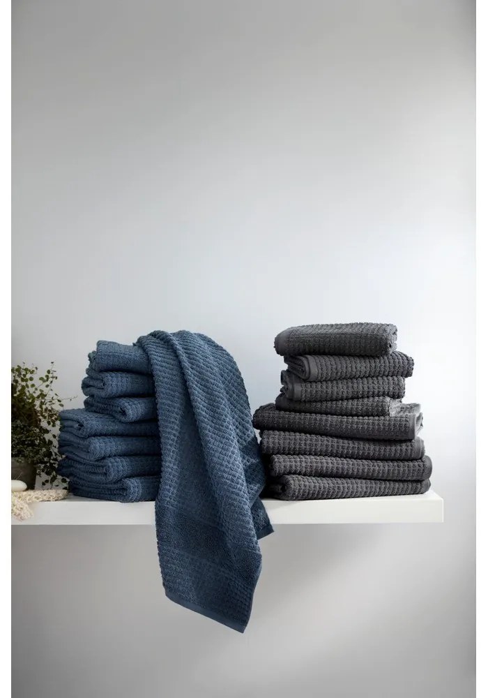 Prosop gri închis din bumbac organic din frotir 50x100 cm Check – JUNA