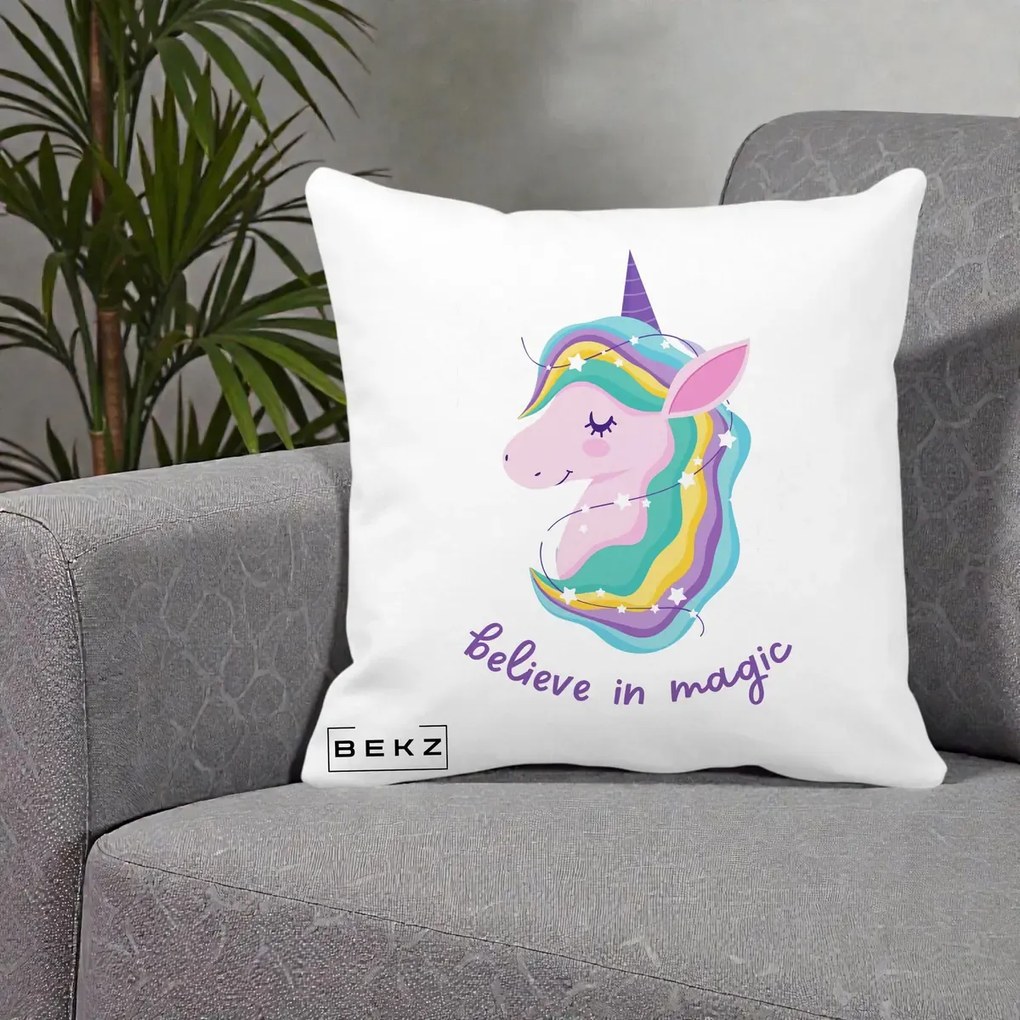 Perna Decorativa Unicorn Believe in Magic, 40x40 cm, Alba Mata, Husa Detasabila, Perna Inclusa, BEKZ®