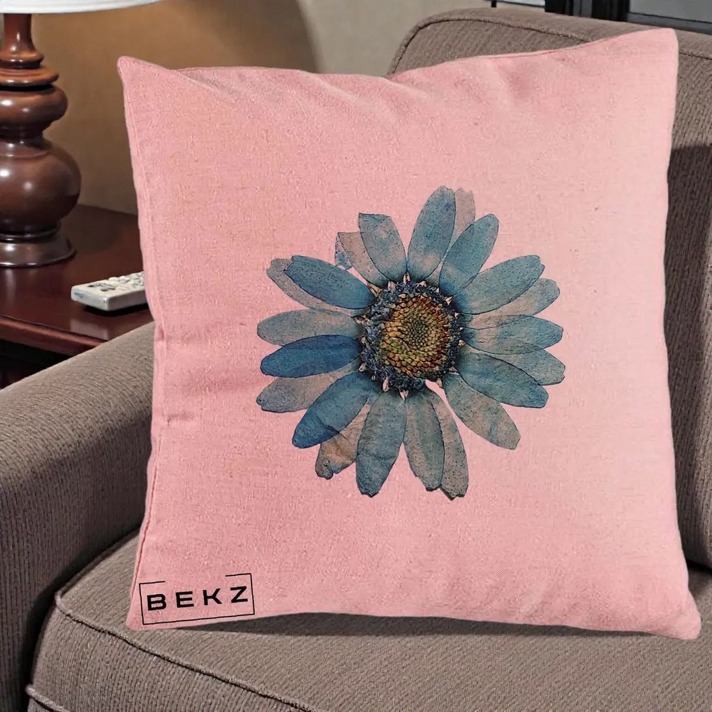 Perna Decorativa Floare Margareta Albastra Acuarela, 40x40 cm, Roz, Husa Detasabila, Perna Inclusa, BEKZ®