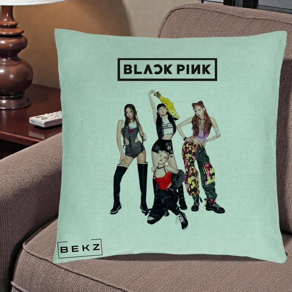 Perna Personalizata K-pop BLACKPINK Fotografie de Grup, 40x40 cm, Verde Menta, Husa Detasabila, Perna Inclusa, BEKZ®