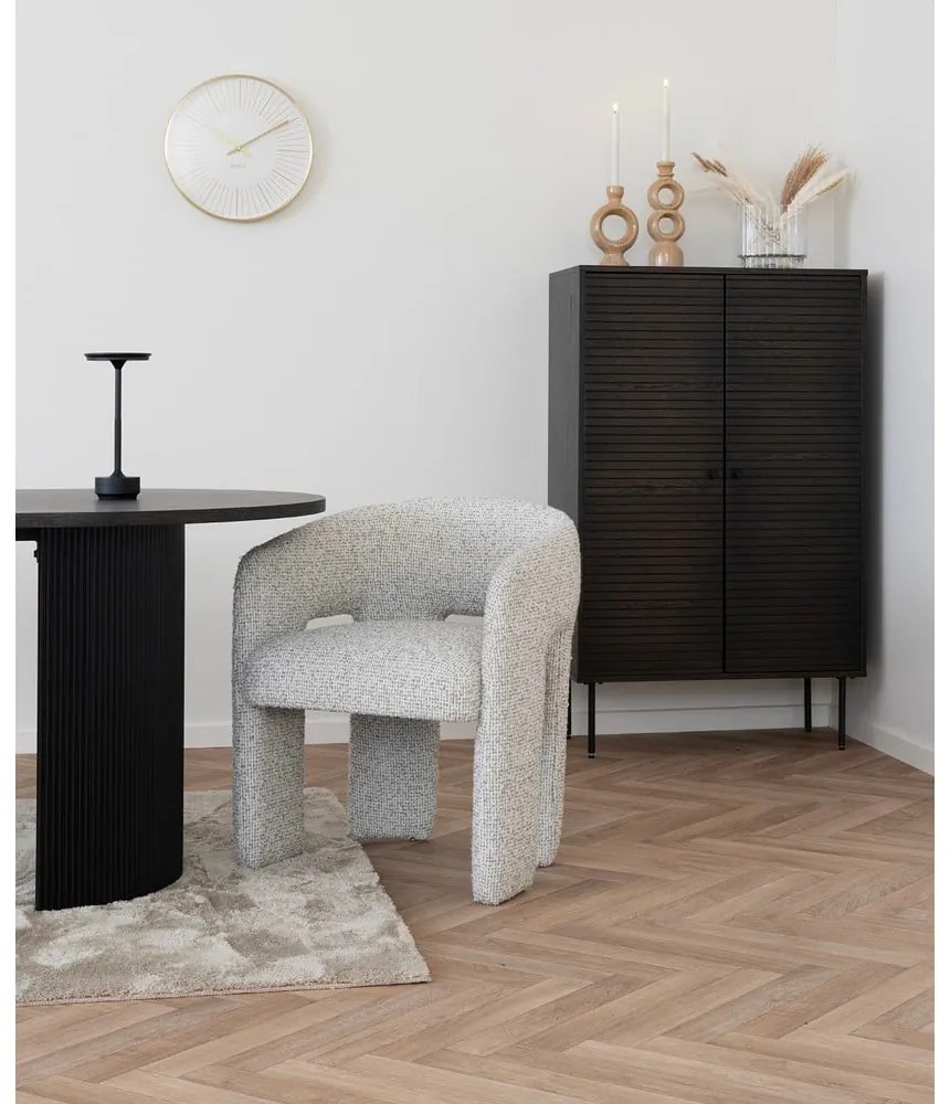 Scaun de sufragerie gri deschis cu cotiere tapițat Monroe – House Nordic