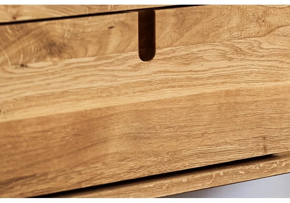 Șifonier din lemn de stejar 108x175 cm Pola - The Beds