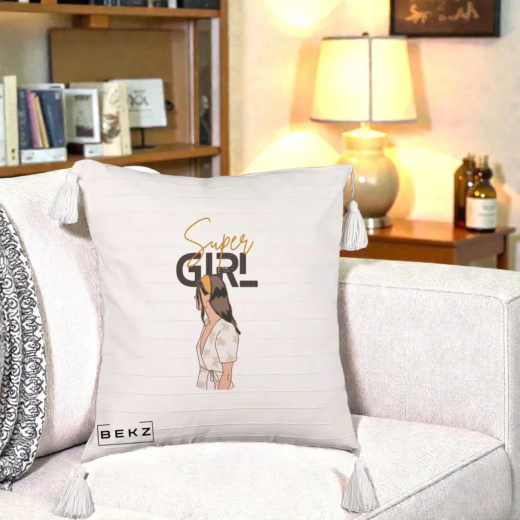 Perna Decorativa Super Girl Aesthetic, 40x40 cm, Bej cu Franjuri, Husa Detasabila, Perna Inclusa, BEKZ®