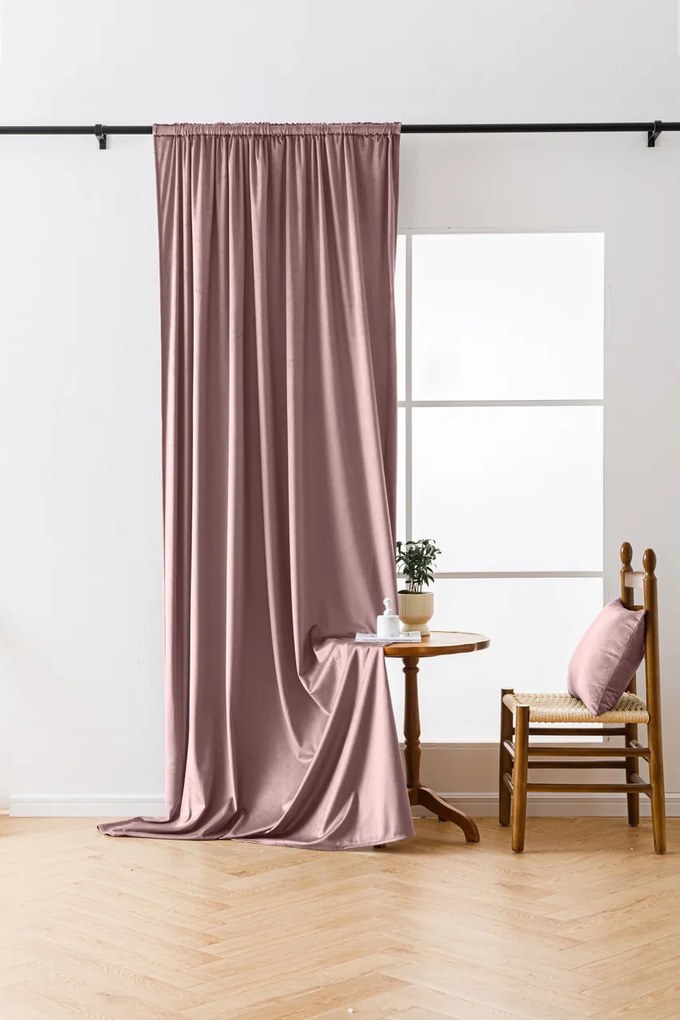 Draperie opaca violet deschis VELVET 135x250 cm Sistem de agatare: Rejansa