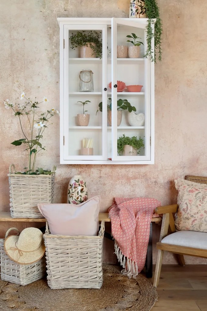 Vitrina alba, de perete, din lemn masiv si furnir, cu 2 usi si 3 rafturi, aspect rustic, Marseille
