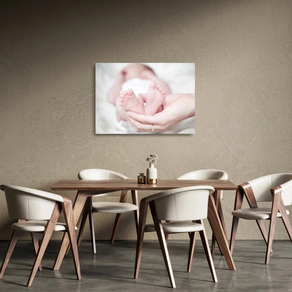Tablou pe sticlă cu piciorușele de copilaș (70x50 cm)