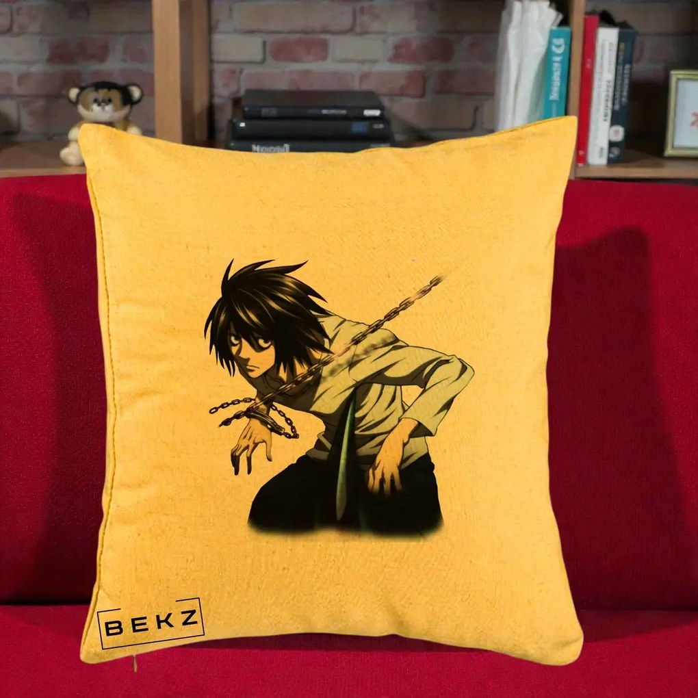 Perna Personalizata Death Note L Lawliet Lanturi, 40x40 cm, Galben, Husa Detasabila, Perna Inclusa, BEKZ®