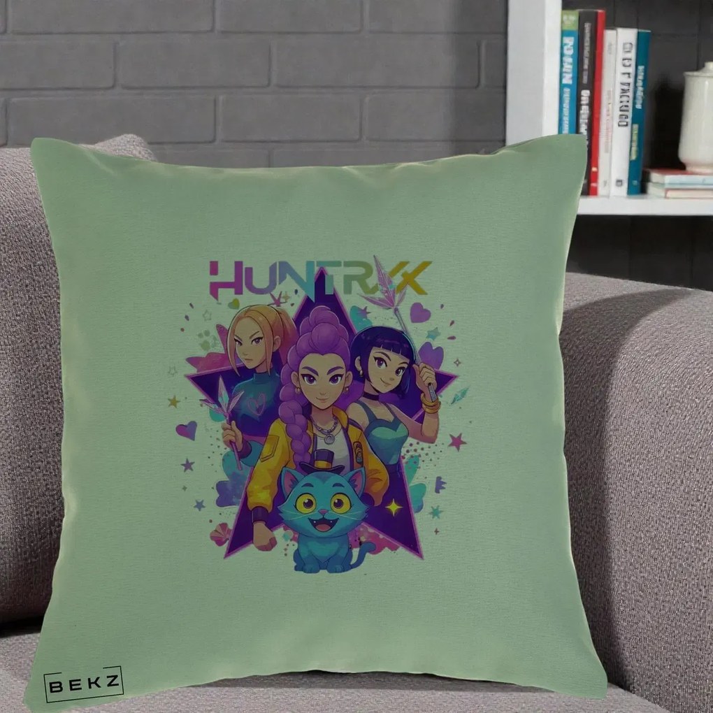 Perna Personalizata K-pop HUNTRX Trio cu Pisica Stele, 40x40 cm, Verde, Husa Detasabila, Perna Inclusa, BEKZ®