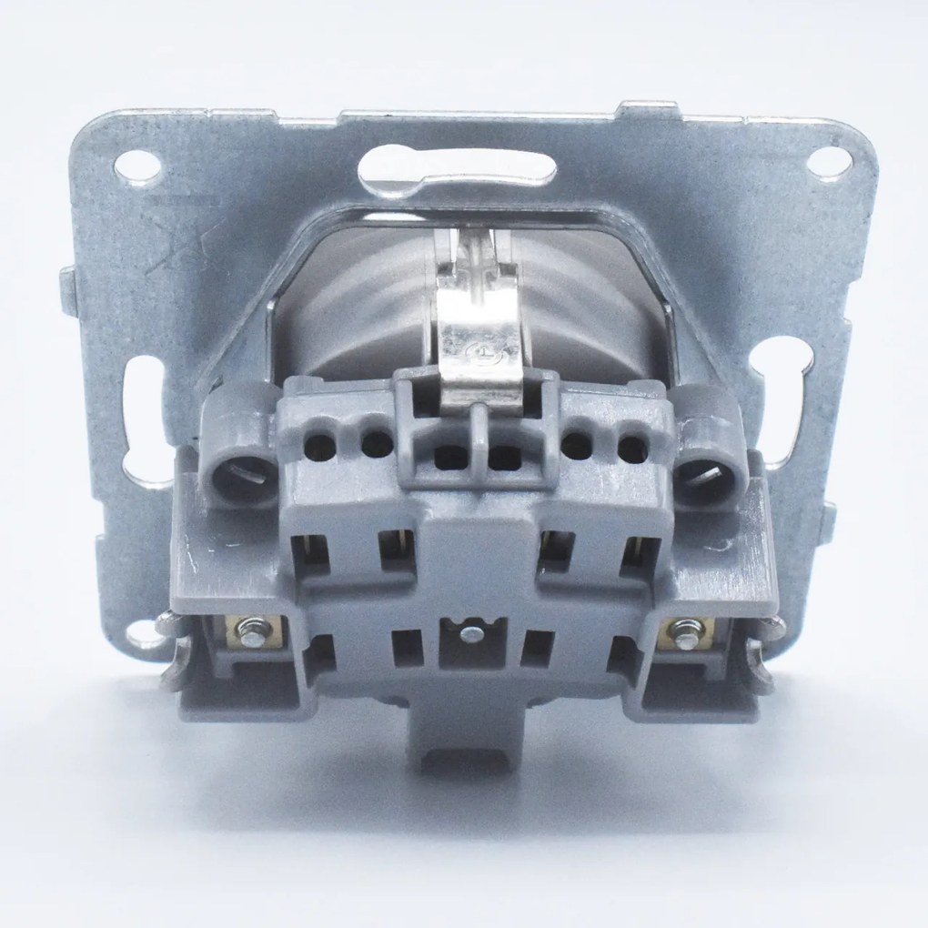 Priza simpla cu impamantare si protectie copii, 16A, IP20, Argintiu, Panasonic Arkedia Slim\ Karre Plus